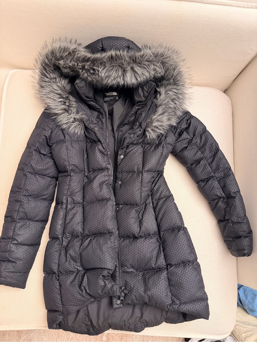 The North Face Women’s Black Quilted Down Puffer Coat with Faux Fur Trim Hood